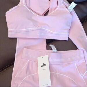 ALO Yoga Light Pink Sports Bra Set